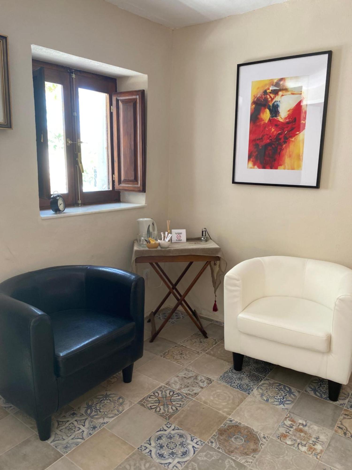 B&B Los Lujos Oria Buitenkant foto