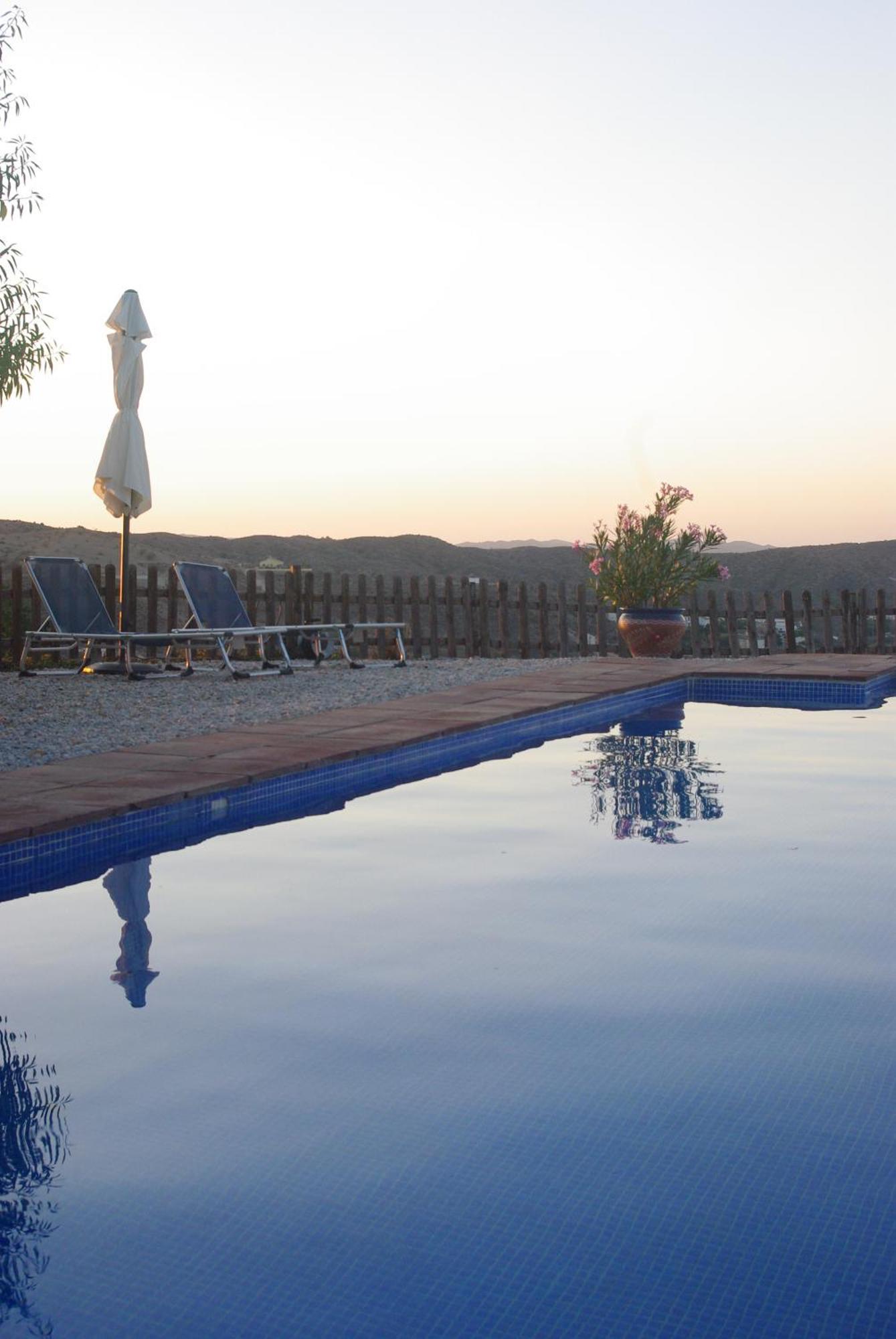B&B Los Lujos Oria Buitenkant foto